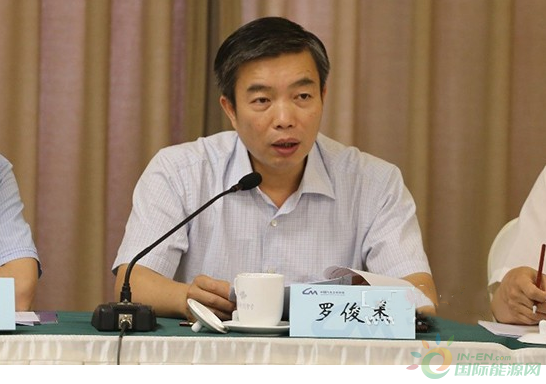 中汽协发布《新能源汽车安全倡议书》 聚焦安全监管