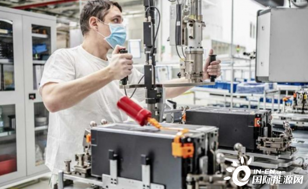 重启动力电池生产 斯柯达捷克工厂复工