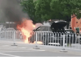 理想ONE国内首次起火自燃