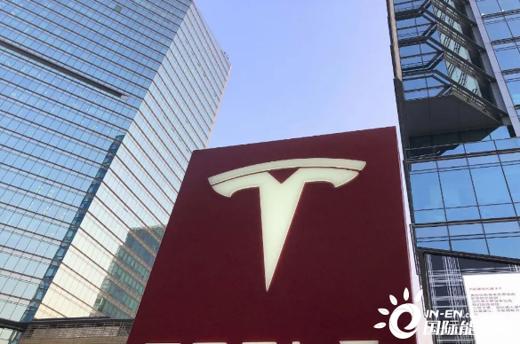 欧洲向左、美国向右，中国走出新能源车的第三条路