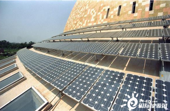 德国探究高效屋顶光伏系统+储能系统组合新方案