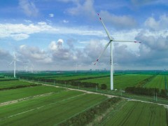 新疆新能源装机实现规模和效率双成绩提升，首次突破3500万千瓦