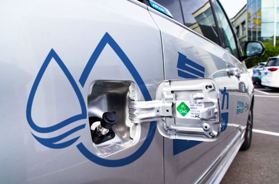 环保大较量：氢能车取代电动车？